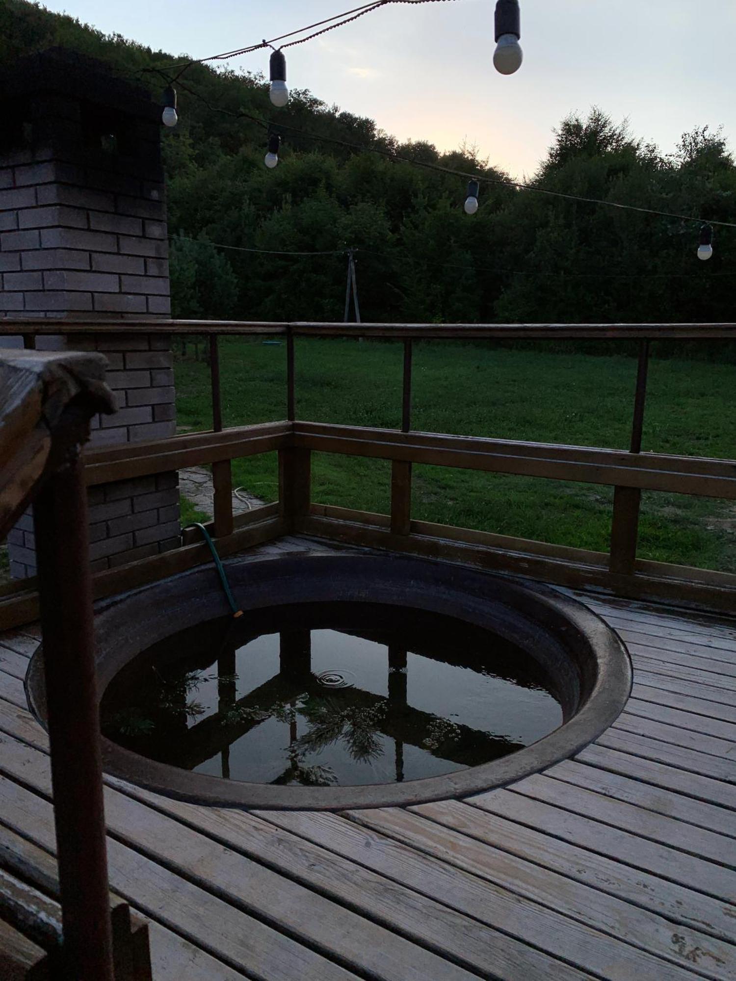 Orlyne Gnizdo Hotel Csernyivci Kültér fotó