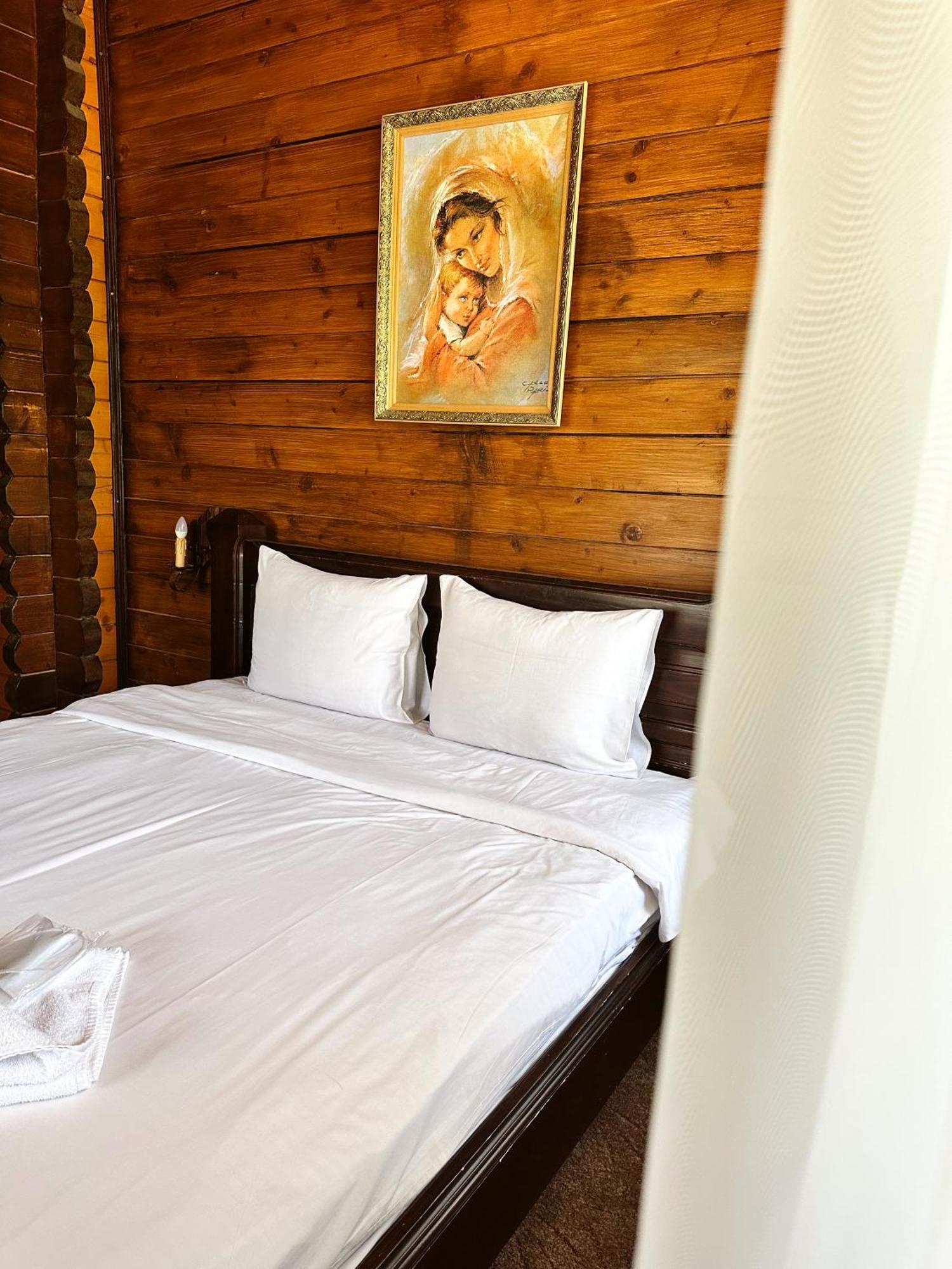 Orlyne Gnizdo Hotel Csernyivci Kültér fotó