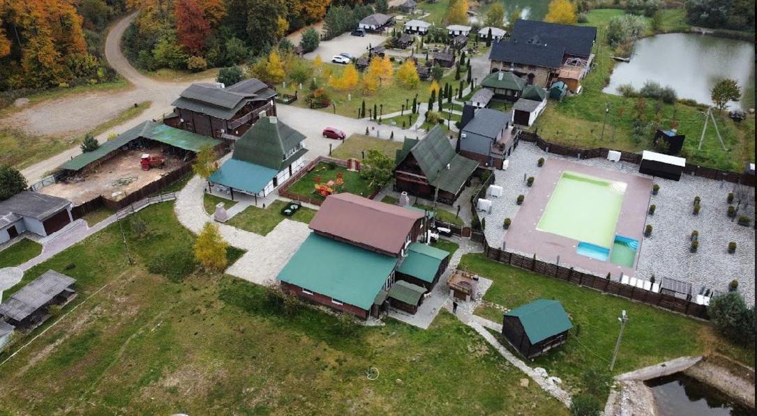 Orlyne Gnizdo Hotel Csernyivci Kültér fotó