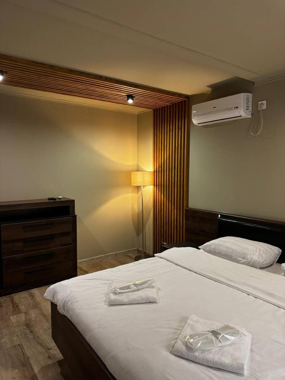 Orlyne Gnizdo Hotel Csernyivci Szoba fotó